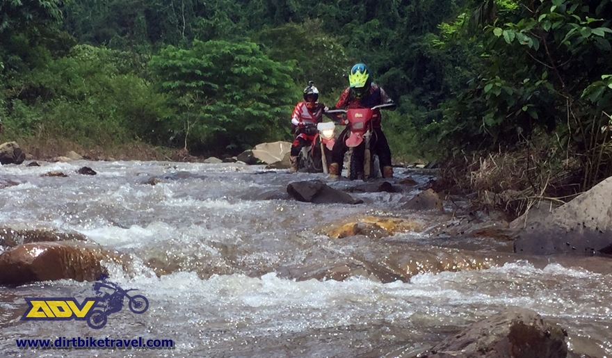 Adventure-motorbike-tour-vietnam